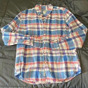 American Eagle Casual Button Down Red and Blue